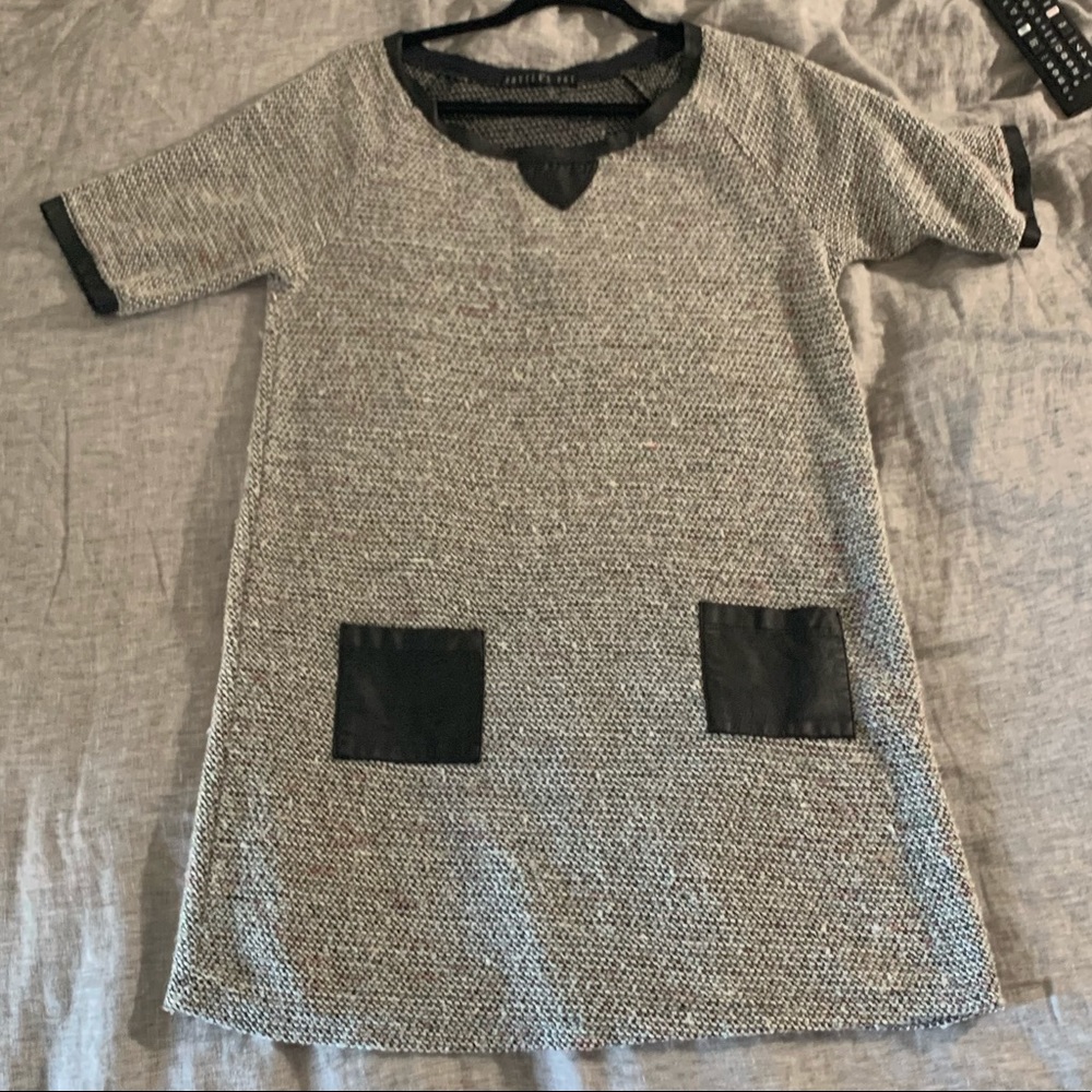 Potters pot dress knit with leather like details
